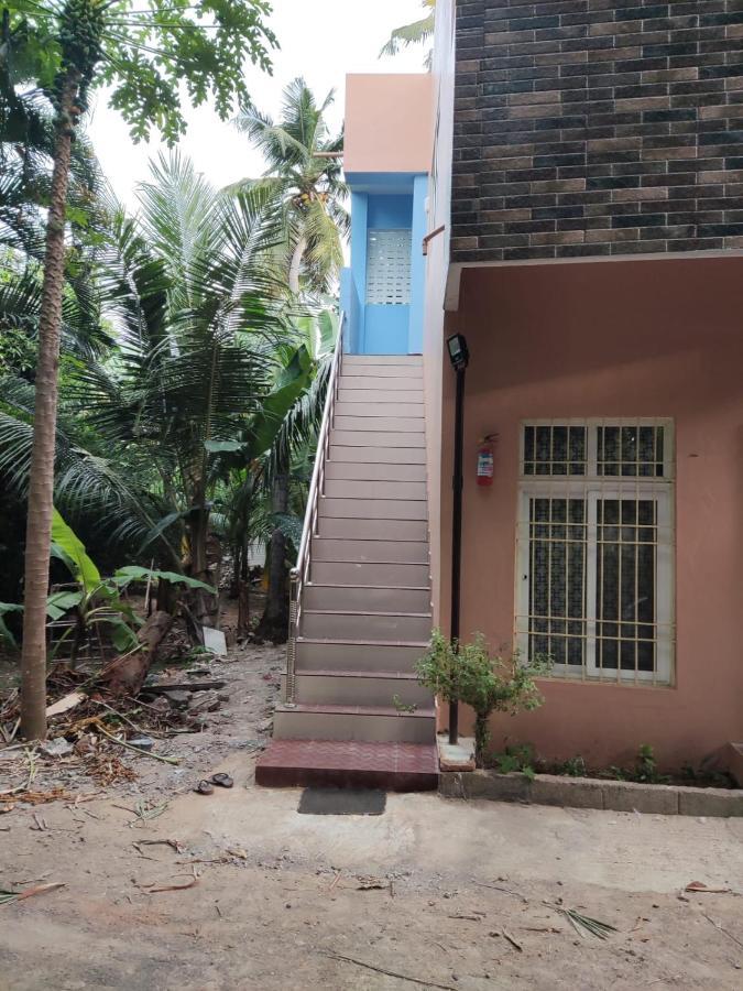 Sri Sai Farm House بونديتْشيري المظهر الخارجي الصورة